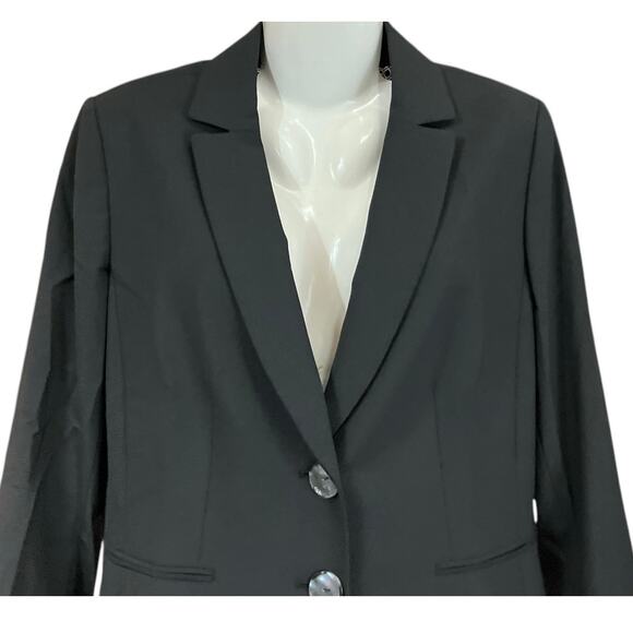 Antonio Melani Women's Black Two-Button Career Chic Front Blazer Lined | Size 14 - Picture 4 of 9